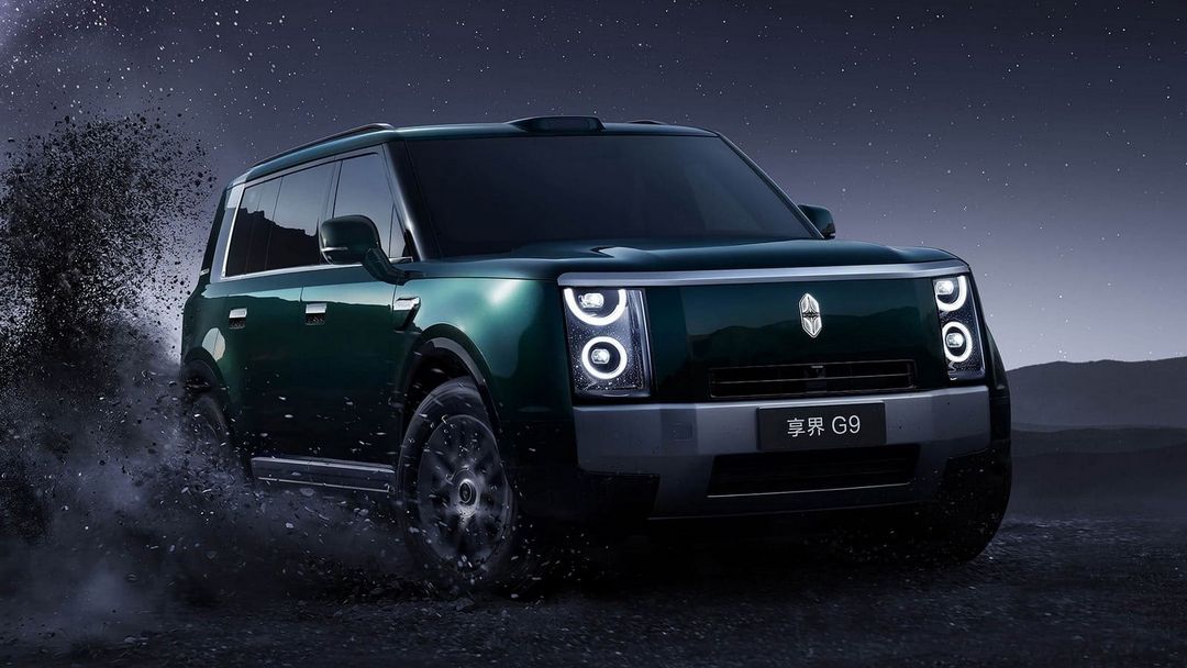 A Huawei estreou-se no segmento dos SUV todo-o-terreno, e o primeiro carro já é maior do que um Land Rover Defender