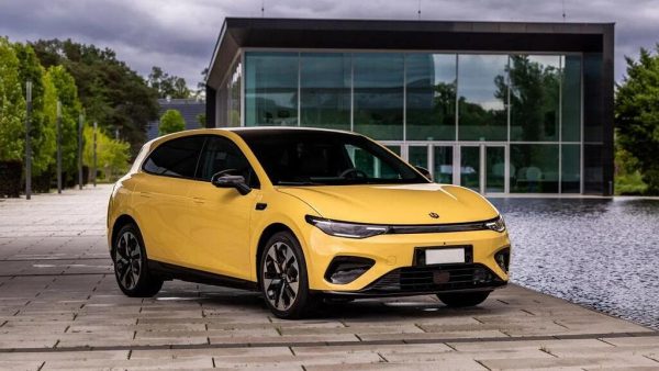 O Leapmotor B05 brilhou nos testes Euro NCAP, mas o motivo de uma pequena penalização já nos era familiar